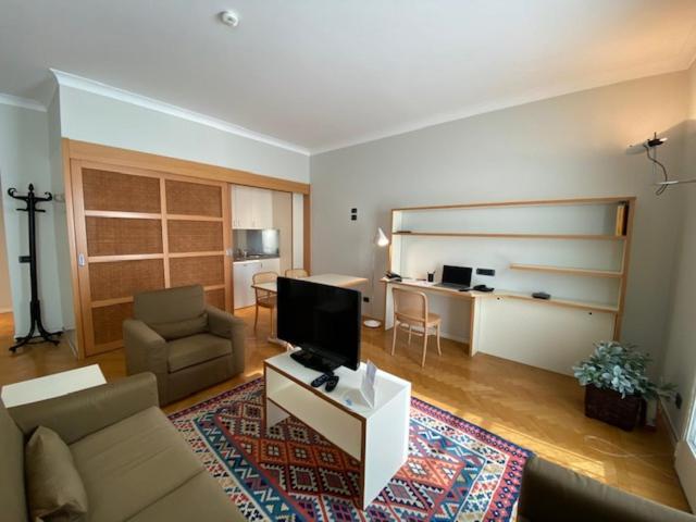 Residence Borgonuovo Uno Apartments Milan Exterior photo